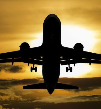 Encuentra vuelos baratos con estos tips: guía práctica para ahorrar en tus viajes