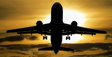 Encuentra vuelos baratos con estos tips: guía práctica para ahorrar en tus viajes